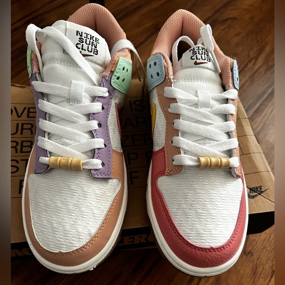 Nike Sun Coast New never been worn!  Shoes are multicolored……..